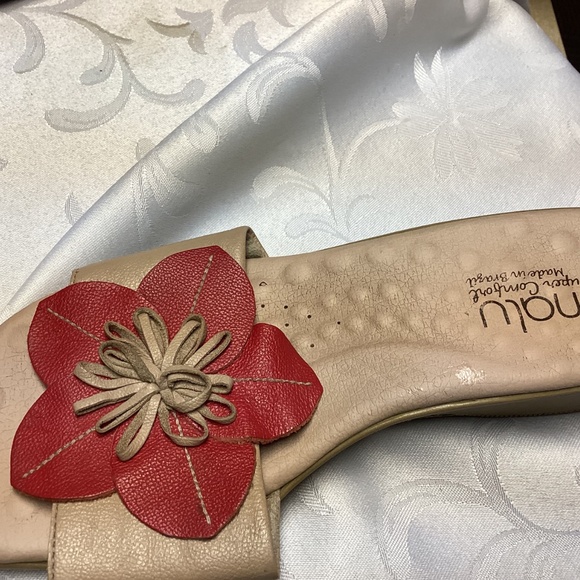 Women's Malu RED Leather Low Wedge Heel Slides Slip on Sandals Size 9. Comfort - Picture 5 of 7